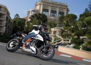 KTM 690 Super Duke R